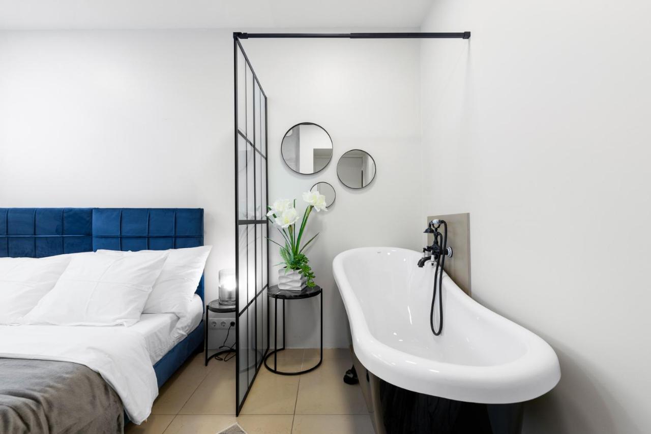 Sirena Apartment - Self Check-In And Free Parking Tallin Zewnętrze zdjęcie