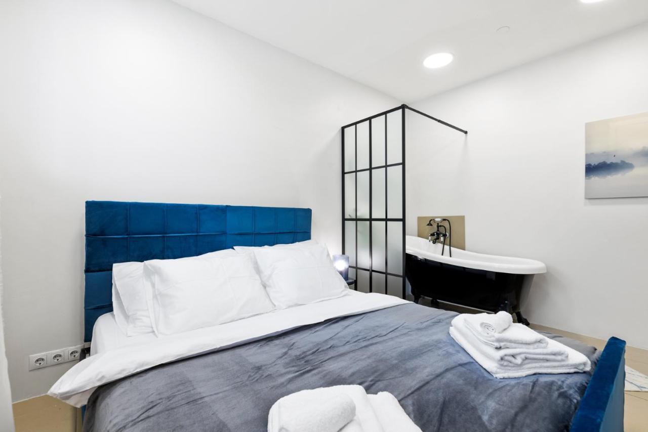 Sirena Apartment - Self Check-In And Free Parking Tallin Zewnętrze zdjęcie